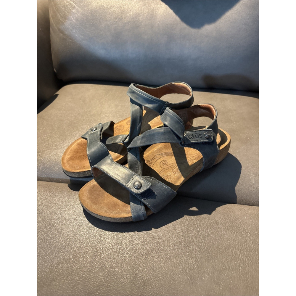 Taos Womens 6-6.5 Universe Sandals Shoes Blue Leather Cork Comfort Strappy Wedge